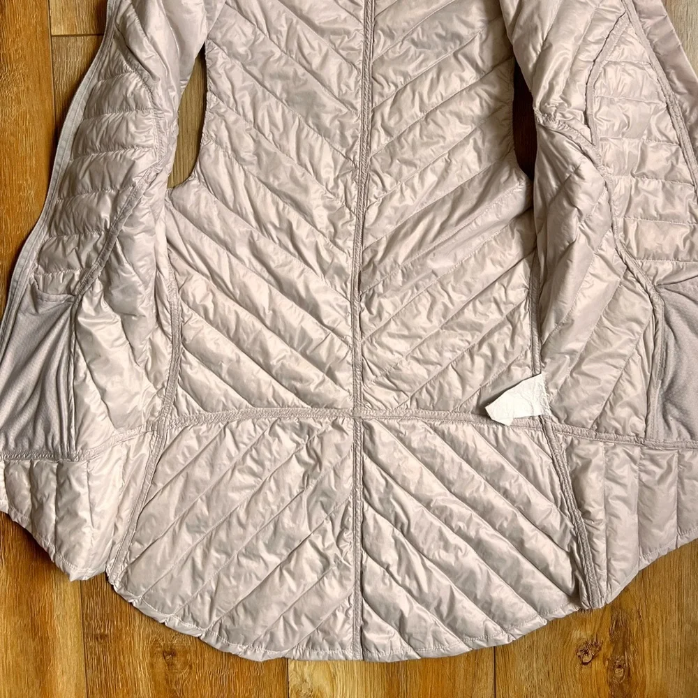 ⭐️ Lululemon Ride On Vest ⭐️ - Picture 11 of 14